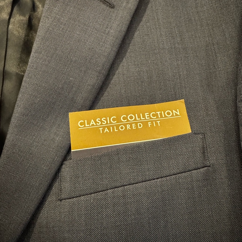 Jos. A. Bank Blue Sport Coat with Structured Shoulders - Picture 7 of 7